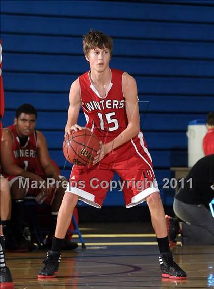 Thumbnail 3 in Winters vs. American Canyon (Les Curry Invitational) photogallery.