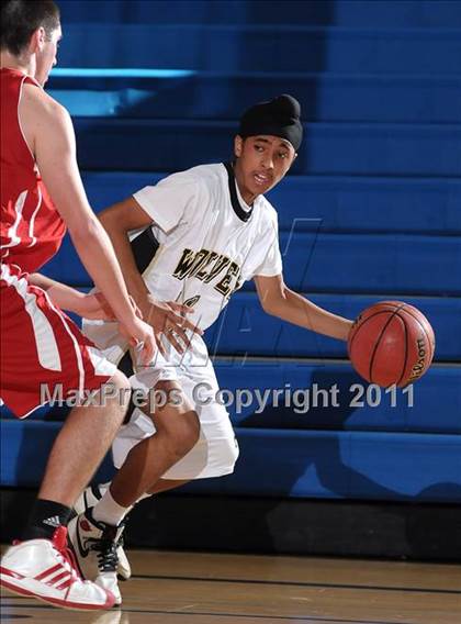 Thumbnail 2 in Winters vs. American Canyon (Les Curry Invitational) photogallery.