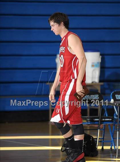 Thumbnail 3 in Winters vs. American Canyon (Les Curry Invitational) photogallery.