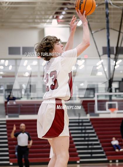 Thumbnail 1 in Sprayberry @ Lassiter  photogallery.