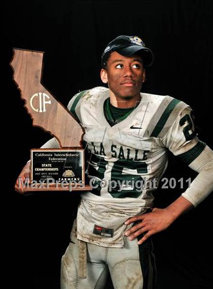 Thumbnail 1 in De La Salle (CIF State Open Division Trophy Photos) photogallery.