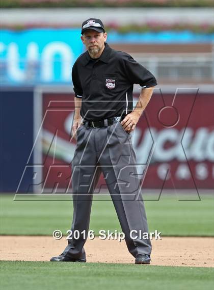Thumbnail 2 in Lincoln vs. El Cajon Valley photogallery.