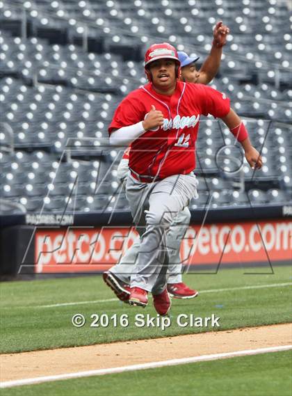 Thumbnail 3 in Lincoln vs. El Cajon Valley photogallery.