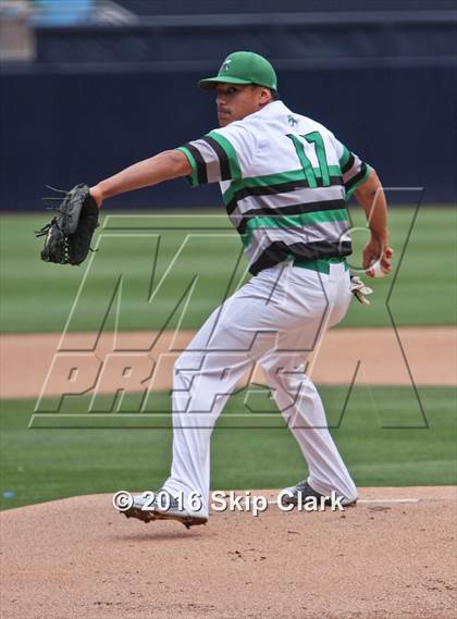 Thumbnail 3 in Lincoln vs. El Cajon Valley photogallery.