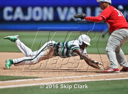 Thumbnail 3 in Lincoln vs. El Cajon Valley photogallery.