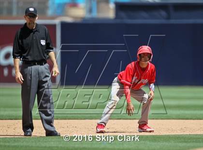 Thumbnail 3 in Lincoln vs. El Cajon Valley photogallery.
