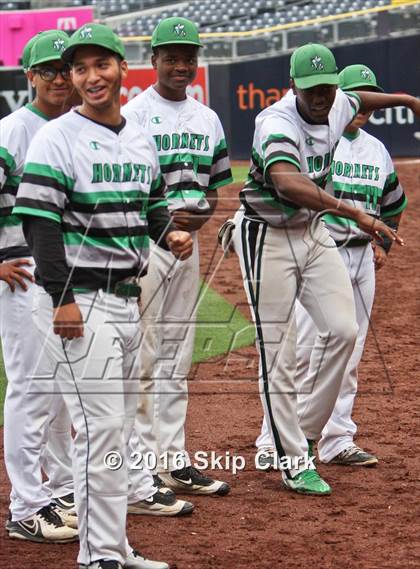 Thumbnail 3 in Lincoln vs. El Cajon Valley photogallery.