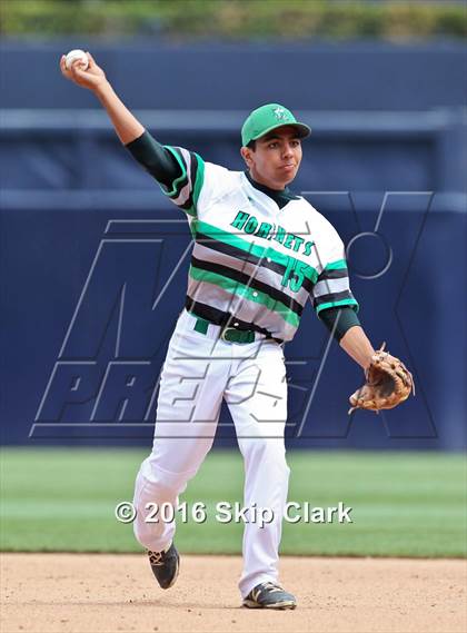 Thumbnail 1 in Lincoln vs. El Cajon Valley photogallery.