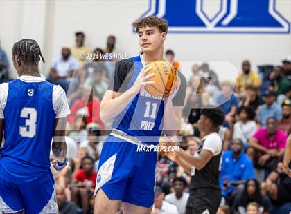 Thumbnail 3 in Moravian Prep vs Platform Select (Mid-South Basketball Classic) photogallery.