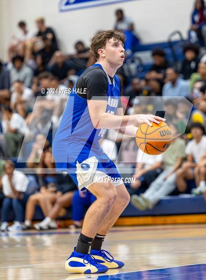 Thumbnail 2 in Moravian Prep vs Platform Select (Mid-South Basketball Classic) photogallery.