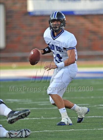 Thumbnail 3 in Plano West vs Carroll (Tom Landry Classic) photogallery.