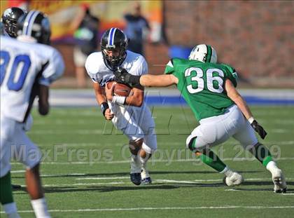 Thumbnail 3 in Plano West vs Carroll (Tom Landry Classic) photogallery.