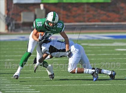 Thumbnail 3 in Plano West vs Carroll (Tom Landry Classic) photogallery.