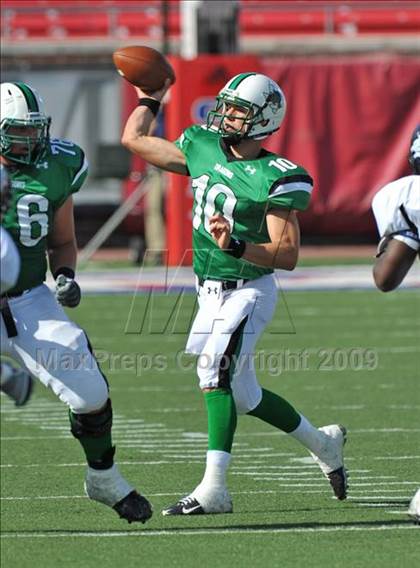 Thumbnail 1 in Plano West vs Carroll (Tom Landry Classic) photogallery.