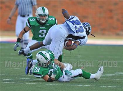 Thumbnail 3 in Plano West vs Carroll (Tom Landry Classic) photogallery.