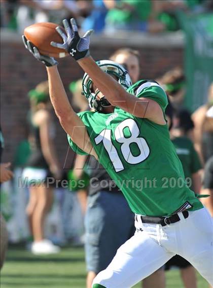Thumbnail 3 in Plano West vs Carroll (Tom Landry Classic) photogallery.