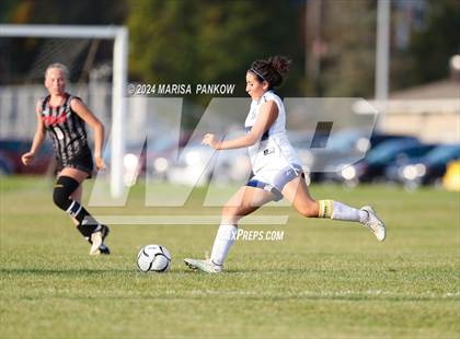 Thumbnail 2 in Bishop Grimes vs Tully photogallery.