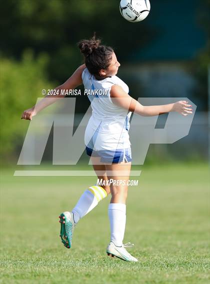 Thumbnail 3 in Bishop Grimes vs Tully photogallery.