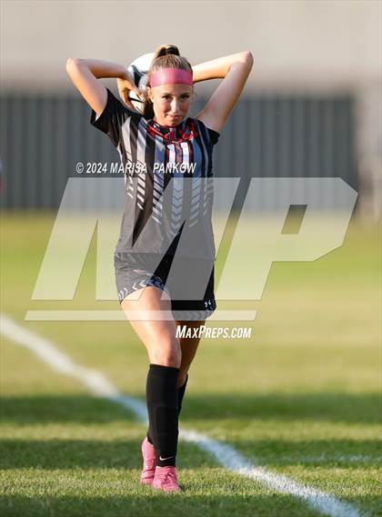 Thumbnail 1 in Bishop Grimes vs Tully photogallery.