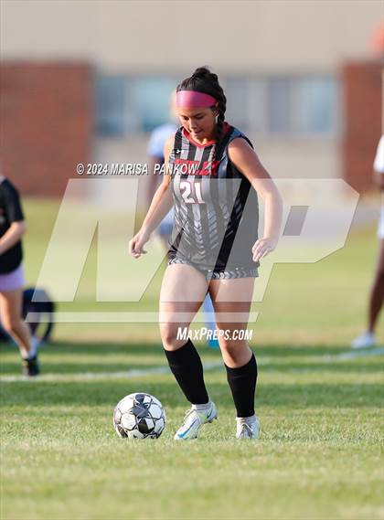 Thumbnail 1 in Bishop Grimes vs Tully photogallery.