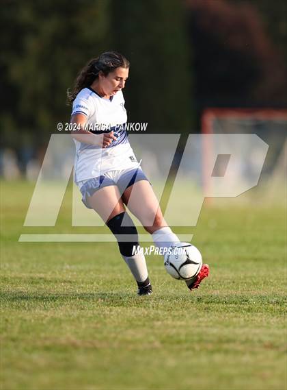 Thumbnail 3 in Bishop Grimes vs Tully photogallery.