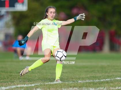 Thumbnail 2 in Bishop Grimes vs Tully photogallery.