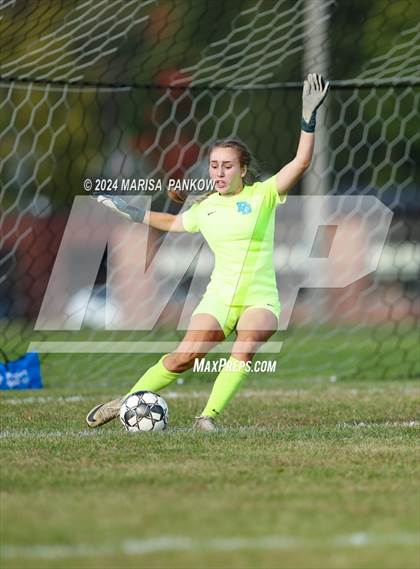 Thumbnail 1 in Bishop Grimes vs Tully photogallery.
