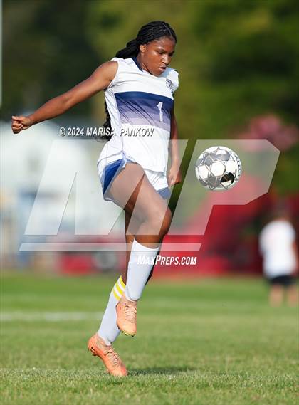 Thumbnail 3 in Bishop Grimes vs Tully photogallery.