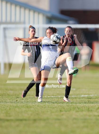 Thumbnail 2 in Bishop Grimes vs Tully photogallery.