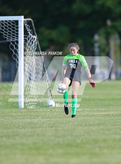 Thumbnail 1 in Bishop Grimes vs Tully photogallery.