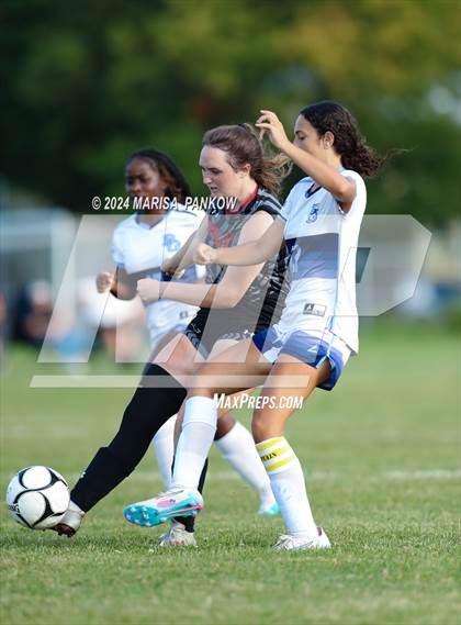 Thumbnail 3 in Bishop Grimes vs Tully photogallery.