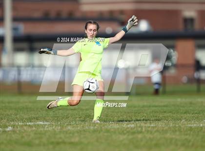 Thumbnail 1 in Bishop Grimes vs Tully photogallery.