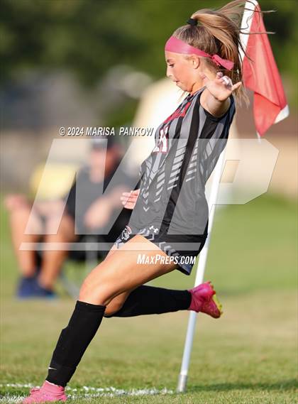 Thumbnail 2 in Bishop Grimes vs Tully photogallery.