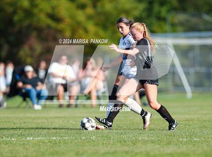 Thumbnail 2 in Bishop Grimes vs Tully photogallery.