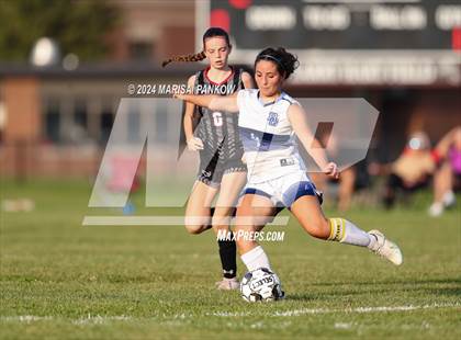 Thumbnail 1 in Bishop Grimes vs Tully photogallery.