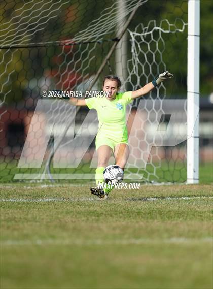 Thumbnail 3 in Bishop Grimes vs Tully photogallery.
