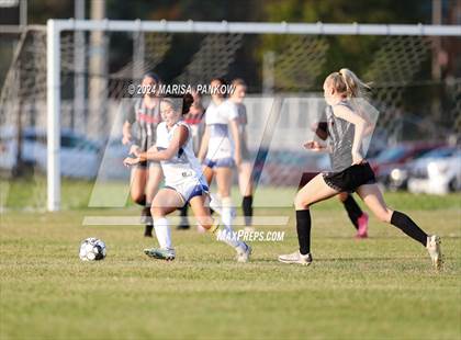 Thumbnail 3 in Bishop Grimes vs Tully photogallery.