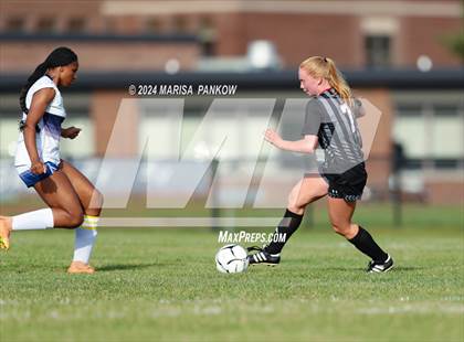 Thumbnail 1 in Bishop Grimes vs Tully photogallery.