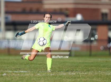 Thumbnail 1 in Bishop Grimes vs Tully photogallery.