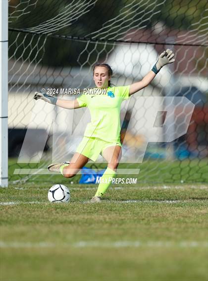 Thumbnail 3 in Bishop Grimes vs Tully photogallery.