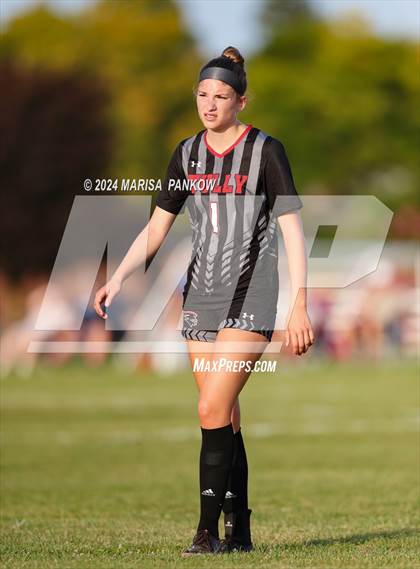 Thumbnail 3 in Bishop Grimes vs Tully photogallery.