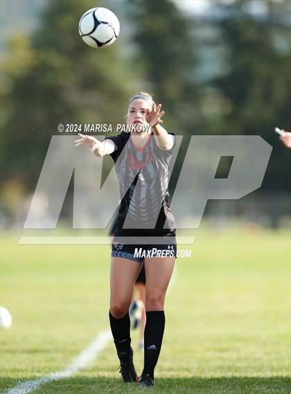 Thumbnail 1 in Bishop Grimes vs Tully photogallery.