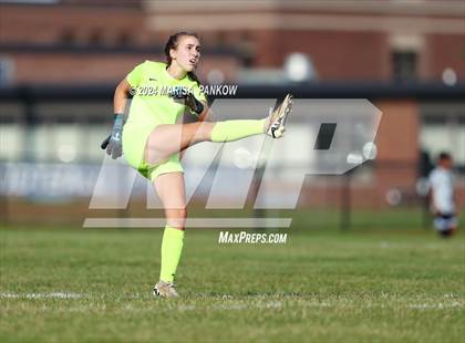 Thumbnail 3 in Bishop Grimes vs Tully photogallery.