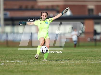 Thumbnail 2 in Bishop Grimes vs Tully photogallery.