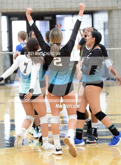 Thumbnail 1 in Santa Margarita @ Aliso Niguel photogallery.