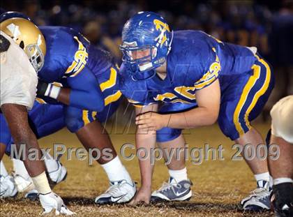 Thumbnail 2 in Notre Dame @ Bishop Amat photogallery.
