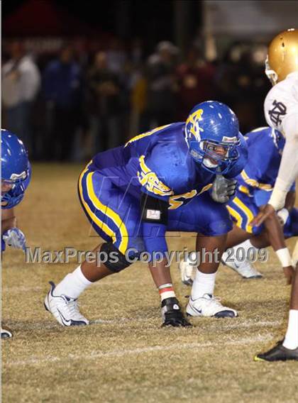 Thumbnail 3 in Notre Dame @ Bishop Amat photogallery.