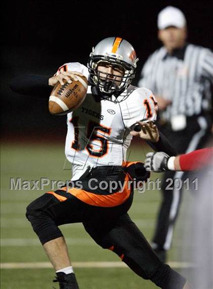Thumbnail 2 in Grand Junction @ Chaparral (CHSAA 5A Round 2 Playoff) photogallery.