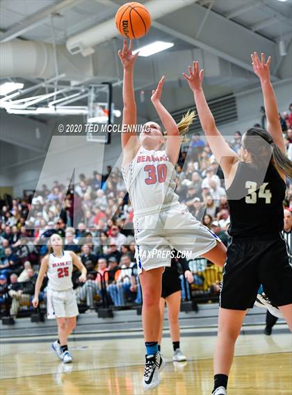 Thumbnail 3 in Melbourne vs. Bigelow (AAA 2A State Playoff Second Round) photogallery.
