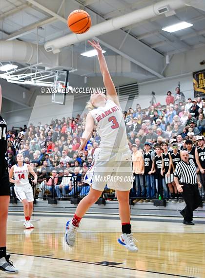 Thumbnail 2 in Melbourne vs. Bigelow (AAA 2A State Playoff Second Round) photogallery.